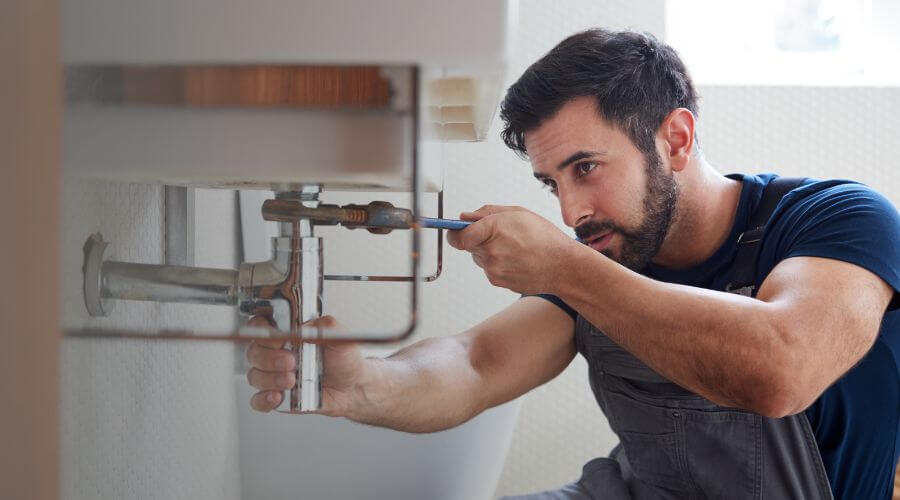 Faucet repair for sink in Paoli, IN